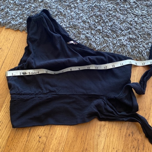 Free People Carmen Black One Shoulder Top Size Small - Picture 15 of 16